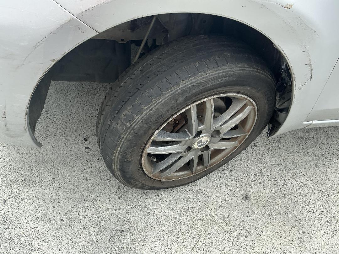 Photo '4' of Toyota Vitz