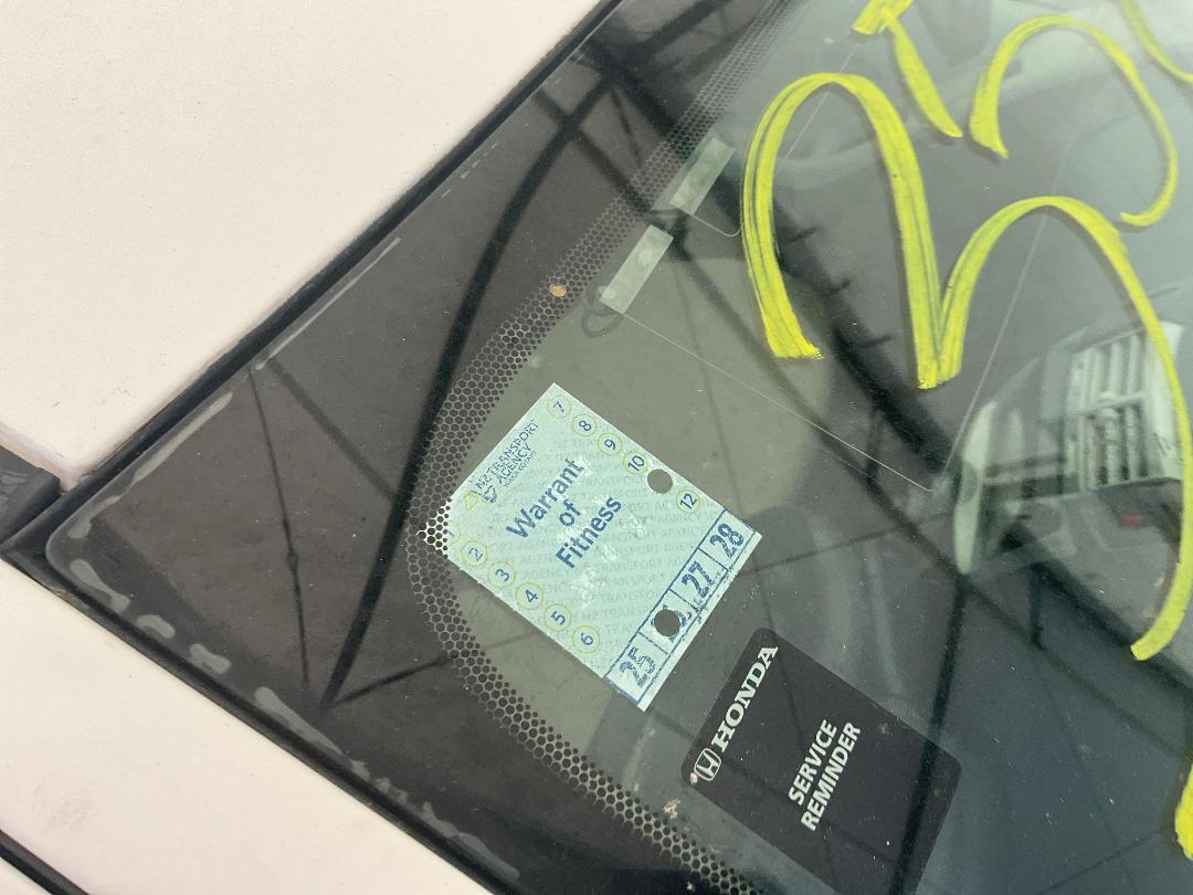 Photo '22' of Toyota Vitz