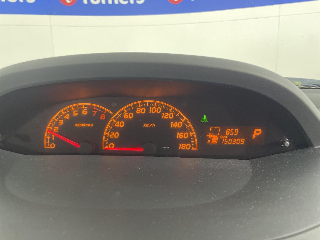 Photo '21' of Toyota Vitz