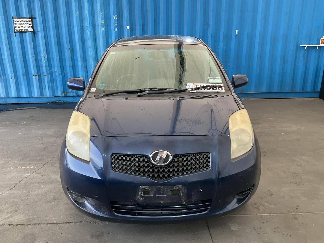 Photo '2' of Toyota Vitz