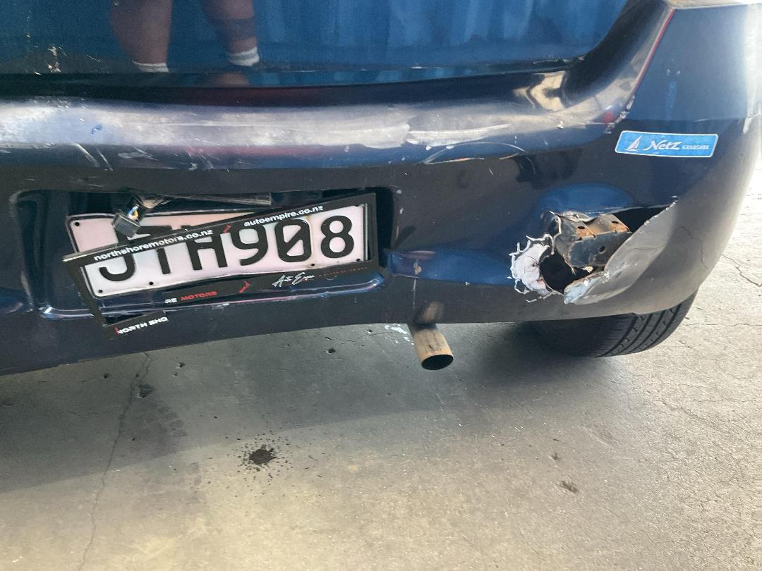 Photo '9' of Toyota Vitz