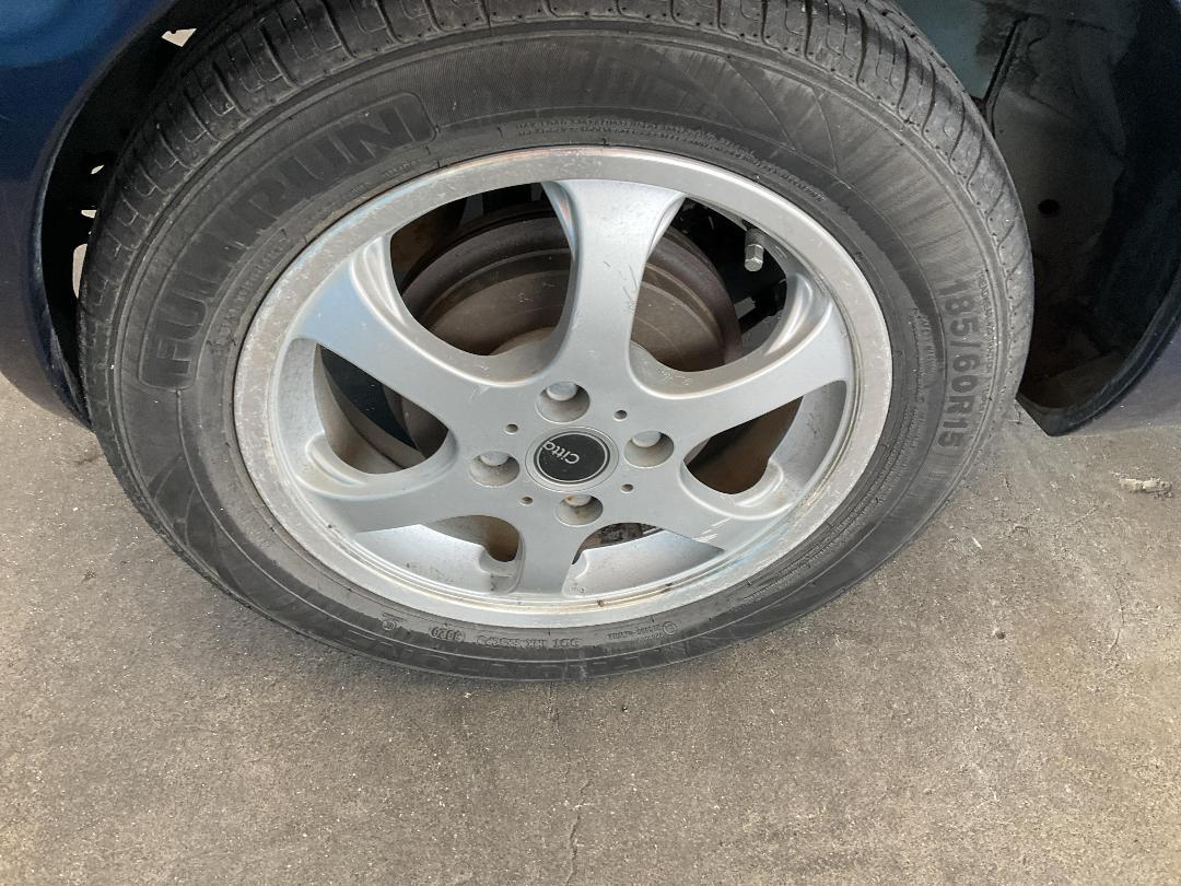 Photo '11' of Toyota Vitz