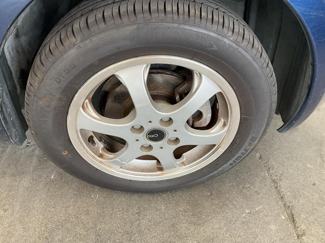 Photo '12' of Toyota Vitz