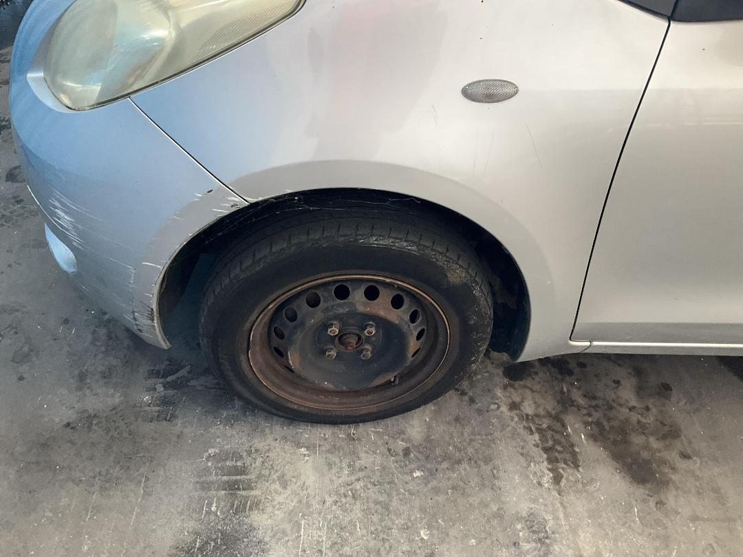 Photo '15' of Toyota Vitz