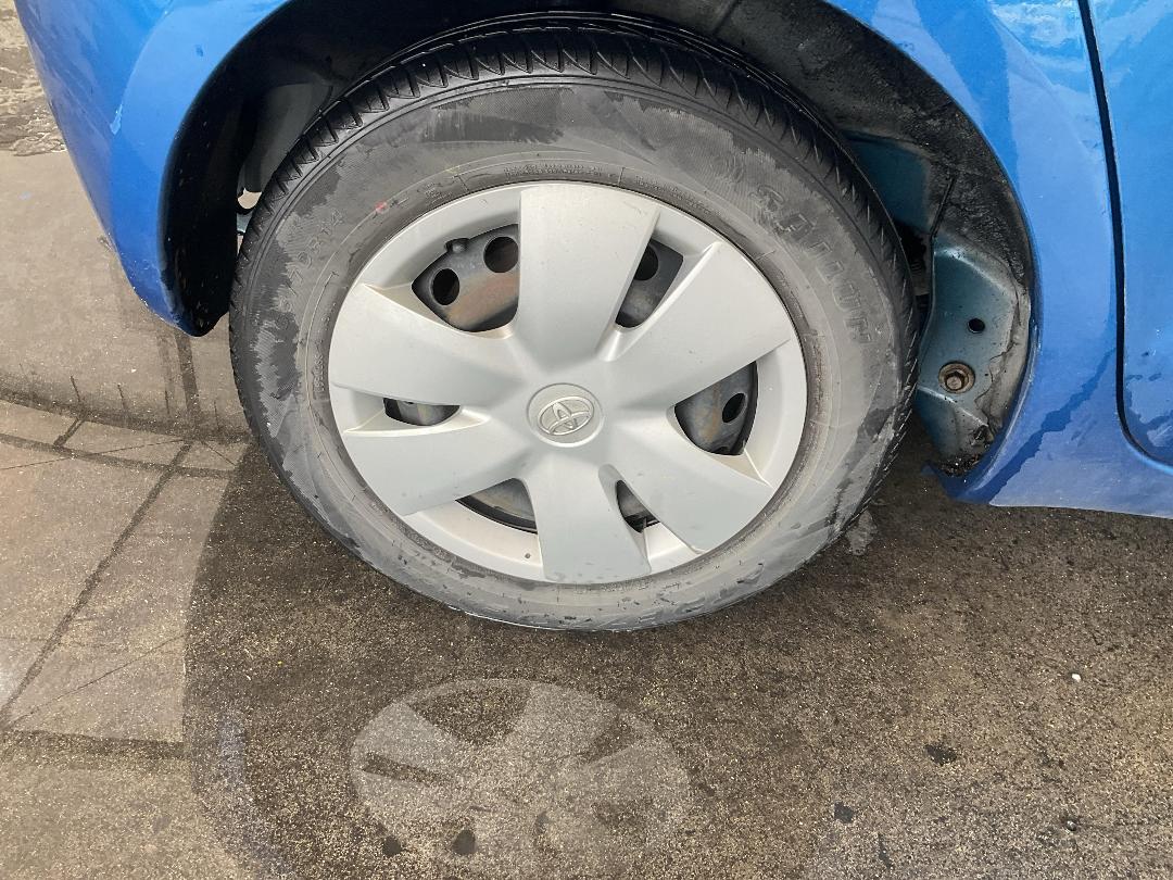 Photo '9' of Toyota Vitz