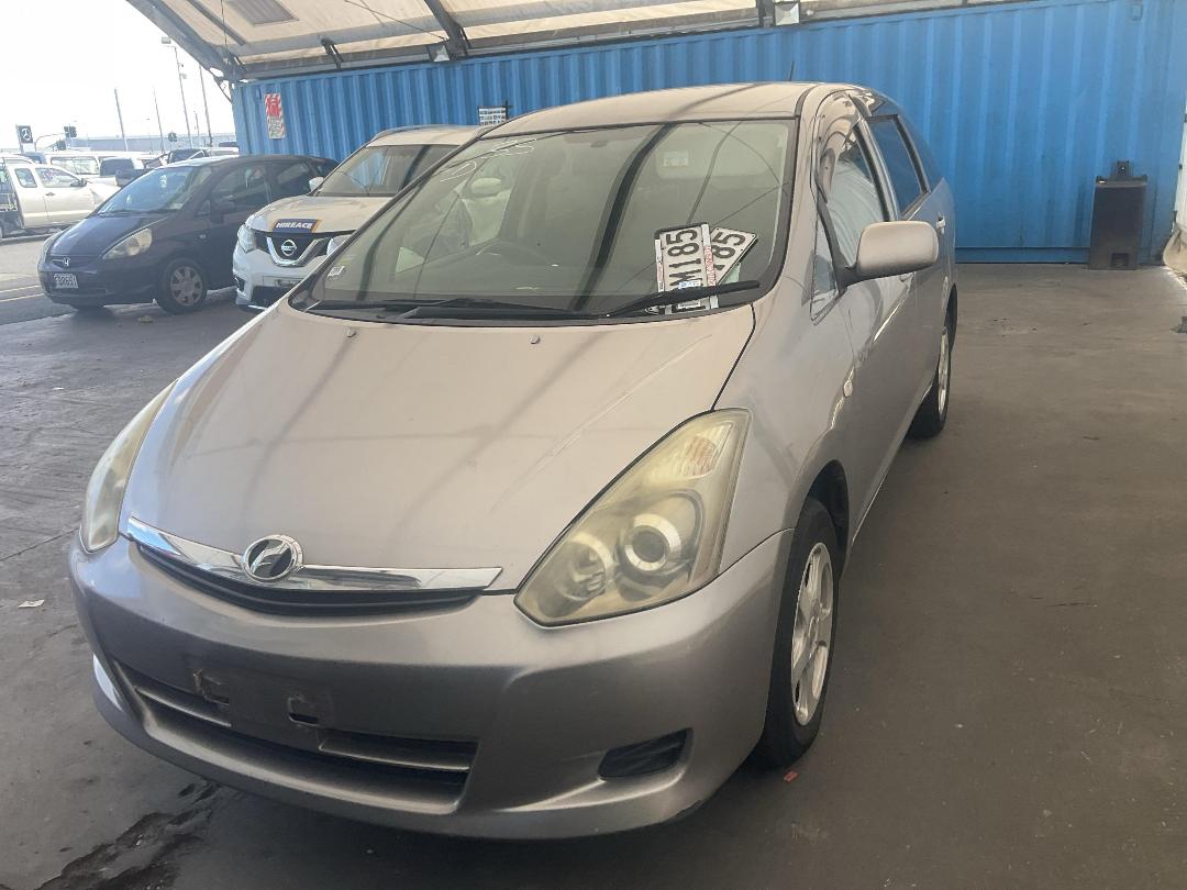 Photo '2' of Toyota Wish