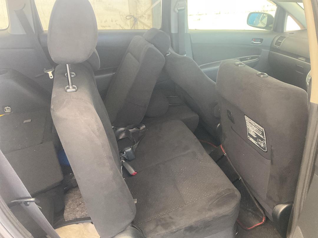 Photo '5' of Toyota Wish