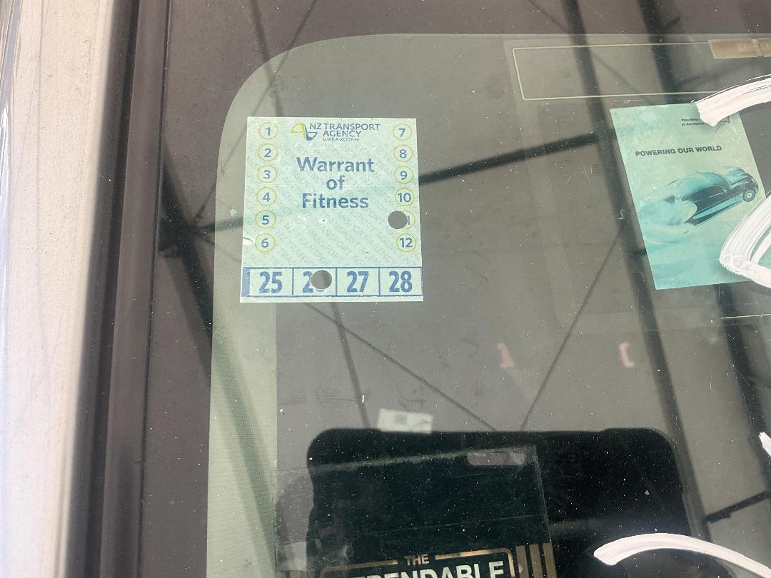 Photo '10' of Toyota Wish