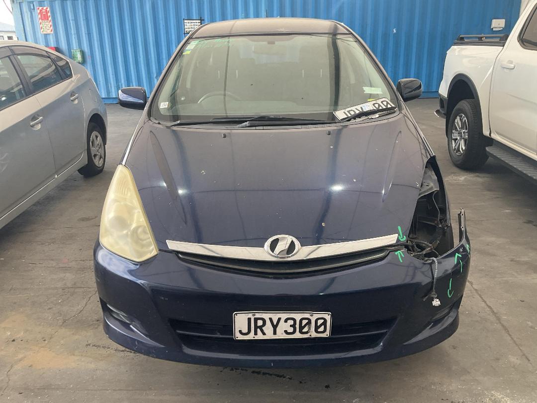 Photo '2' of Toyota Wish