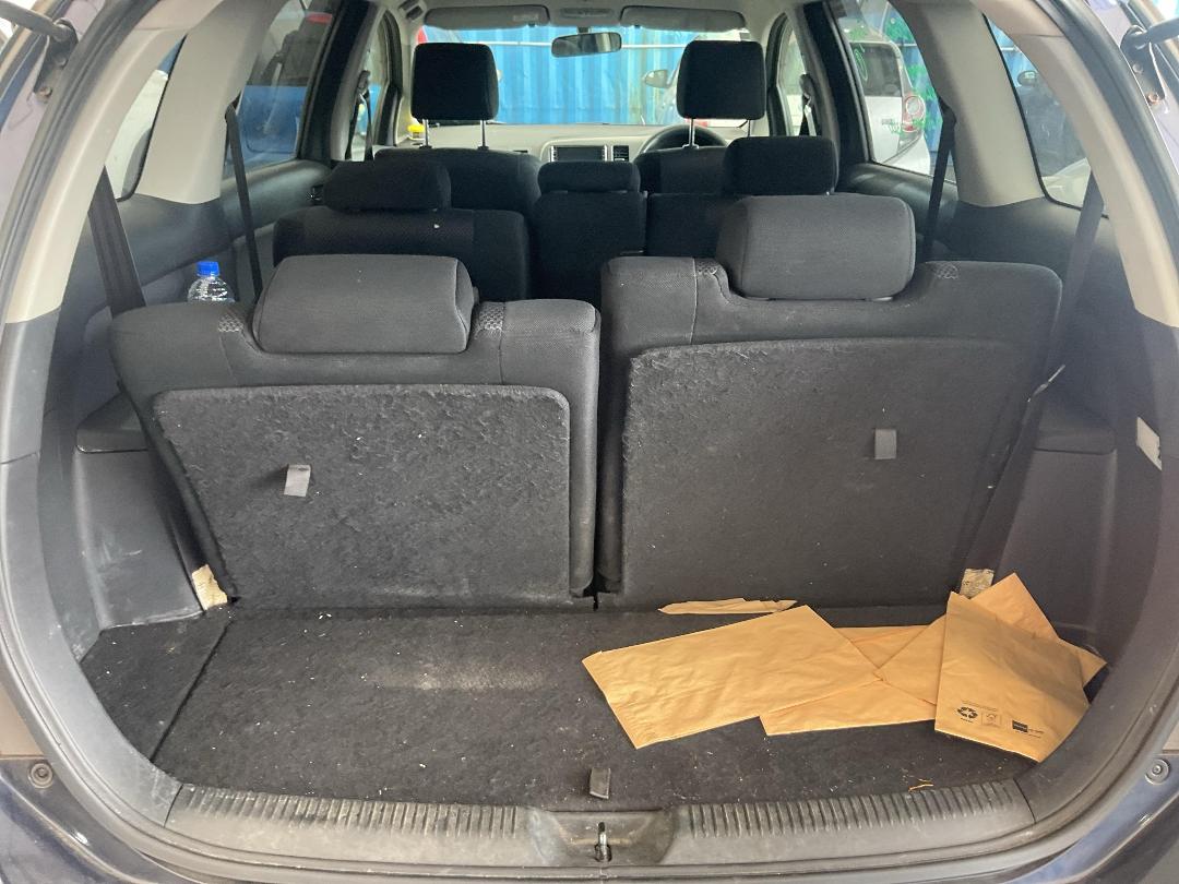 Photo '7' of Toyota Wish