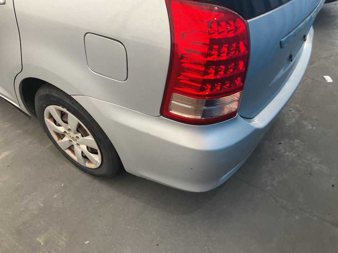 Photo '11' of Toyota Wish