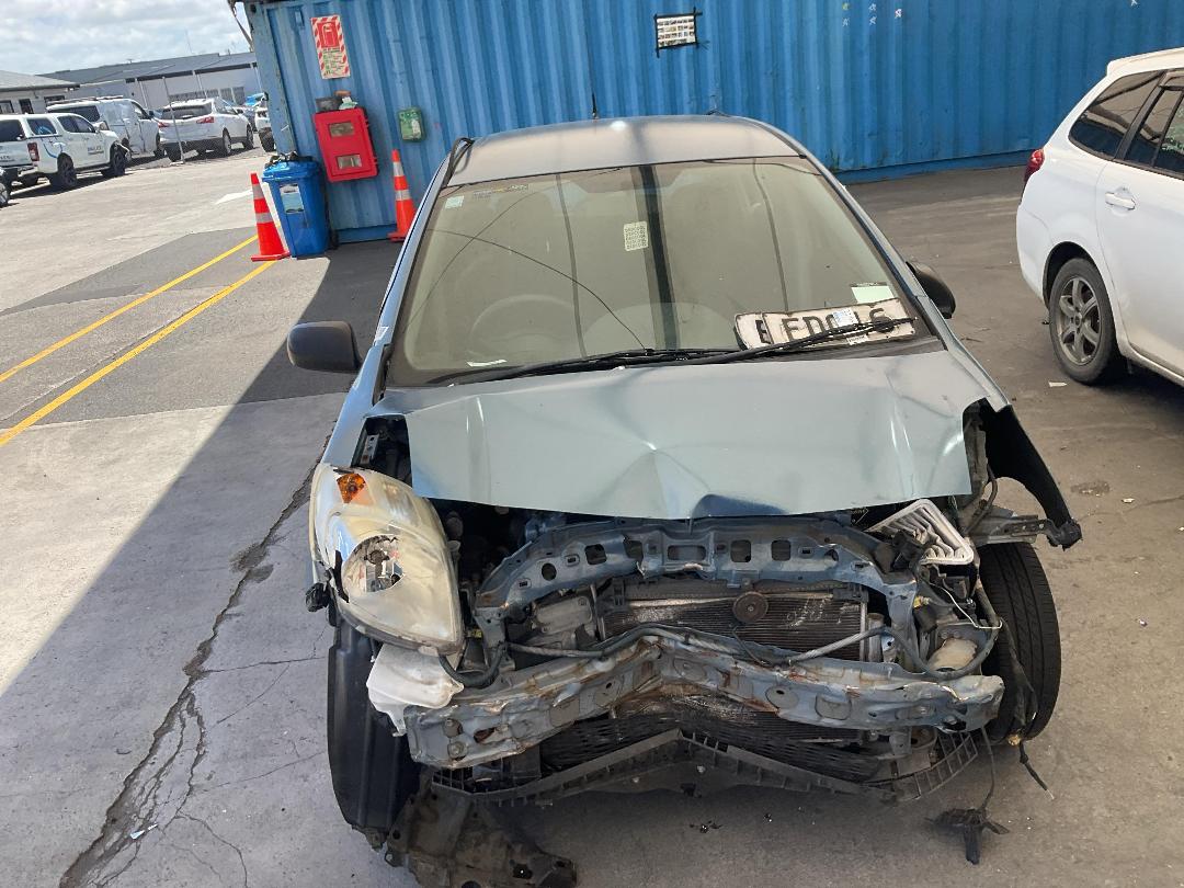 Photo '4' of Toyota Yaris