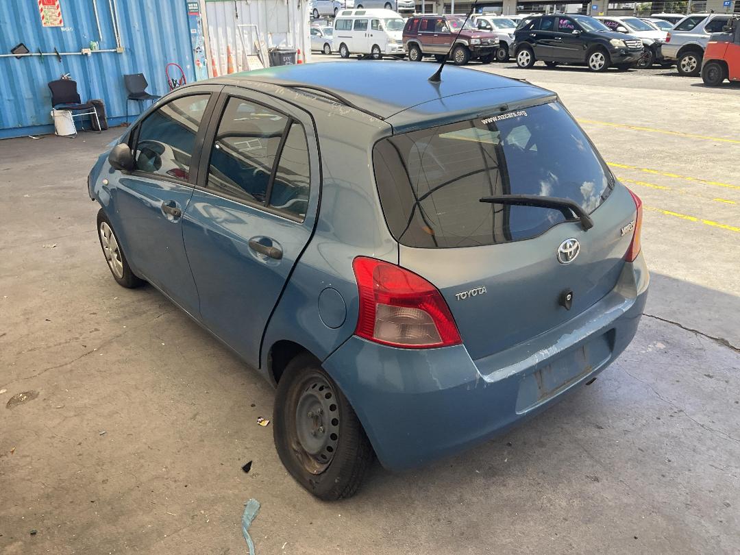 Photo '7' of Toyota Yaris