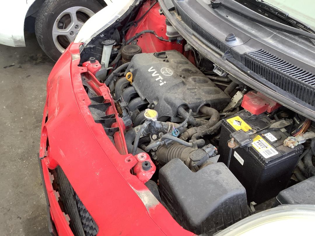 Photo '20' of Toyota Yaris