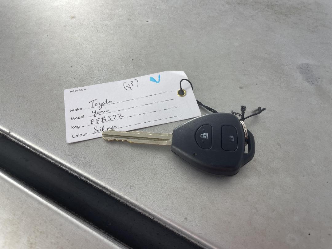 Photo '21' of Toyota Yaris