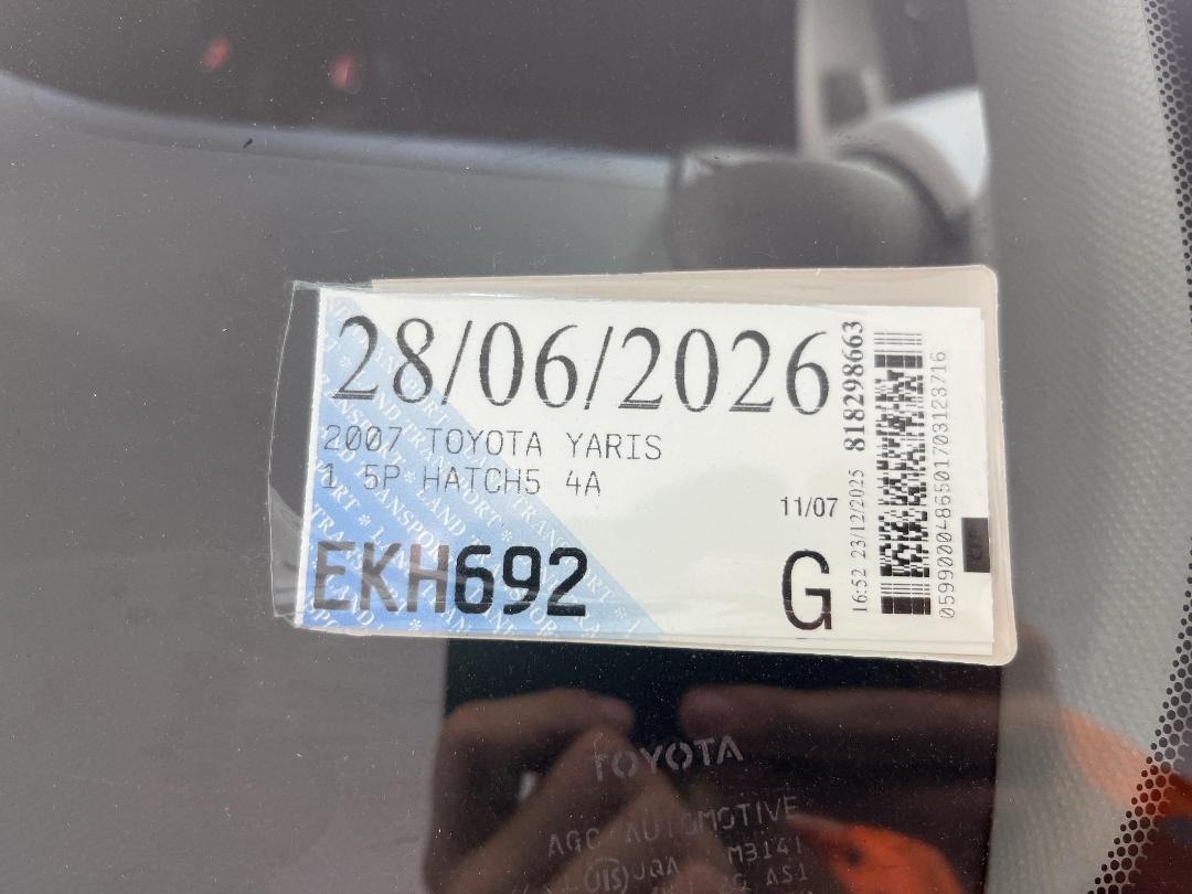 Photo '25' of Toyota Yaris