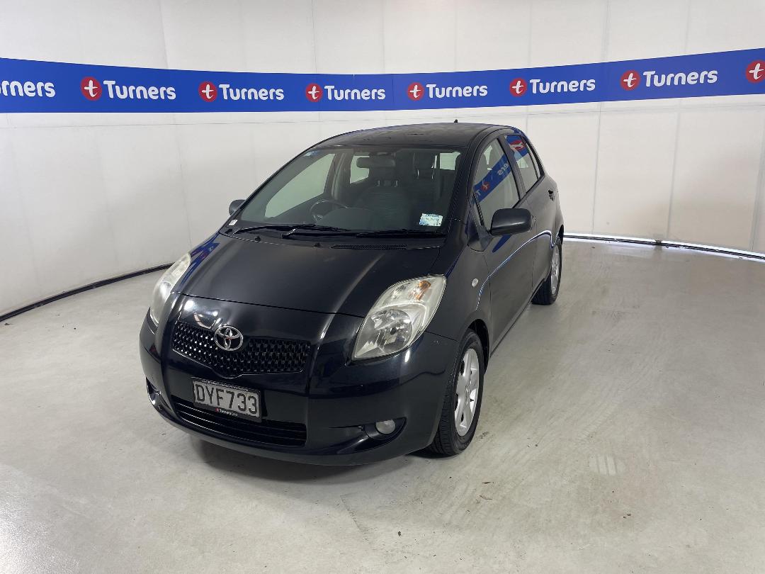 Photo '4' of Toyota Yaris Photo '4' of Toyota Yaris