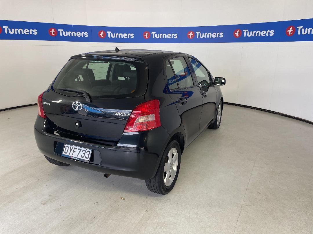 Photo '7' of Toyota Yaris Photo '7' of Toyota Yaris