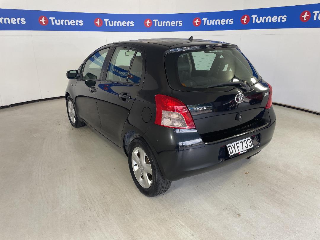 Photo '5' of Toyota Yaris Photo '5' of Toyota Yaris