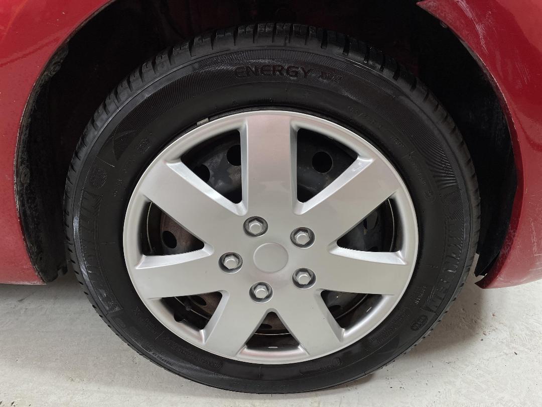 Photo '9' of Toyota Yaris Photo '9' of Toyota Yaris