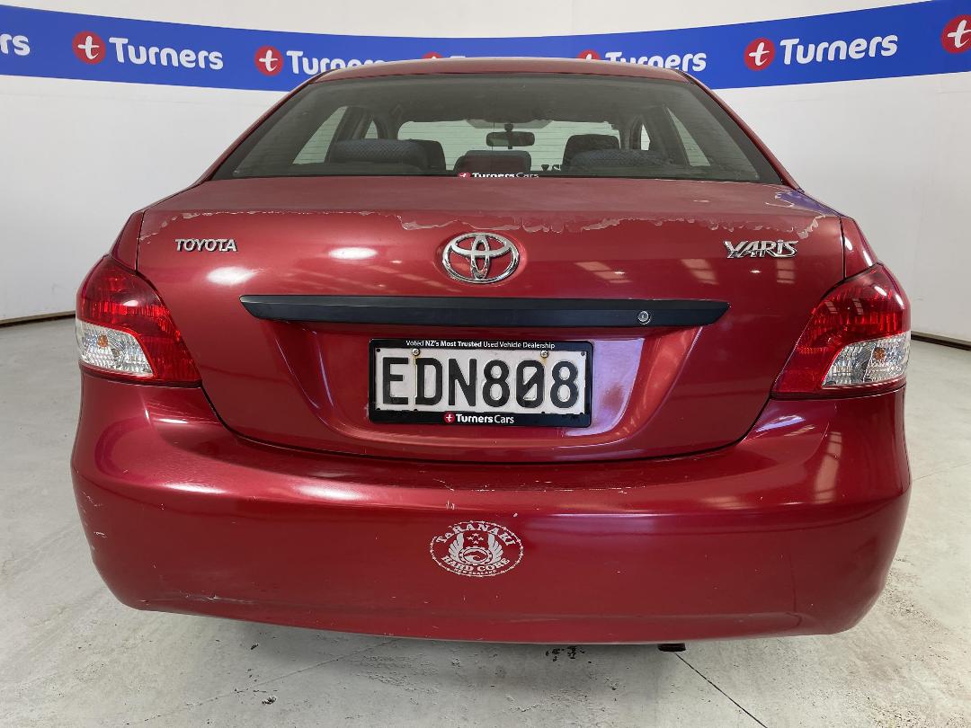 Photo '6' of Toyota Yaris Photo '6' of Toyota Yaris