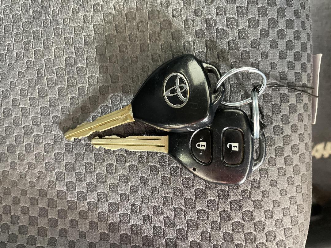 Photo '22' of Toyota Yaris Photo '22' of Toyota Yaris