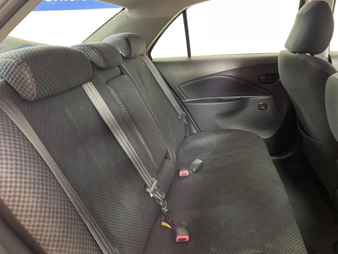 Photo '20' of Toyota Yaris Photo '20' of Toyota Yaris