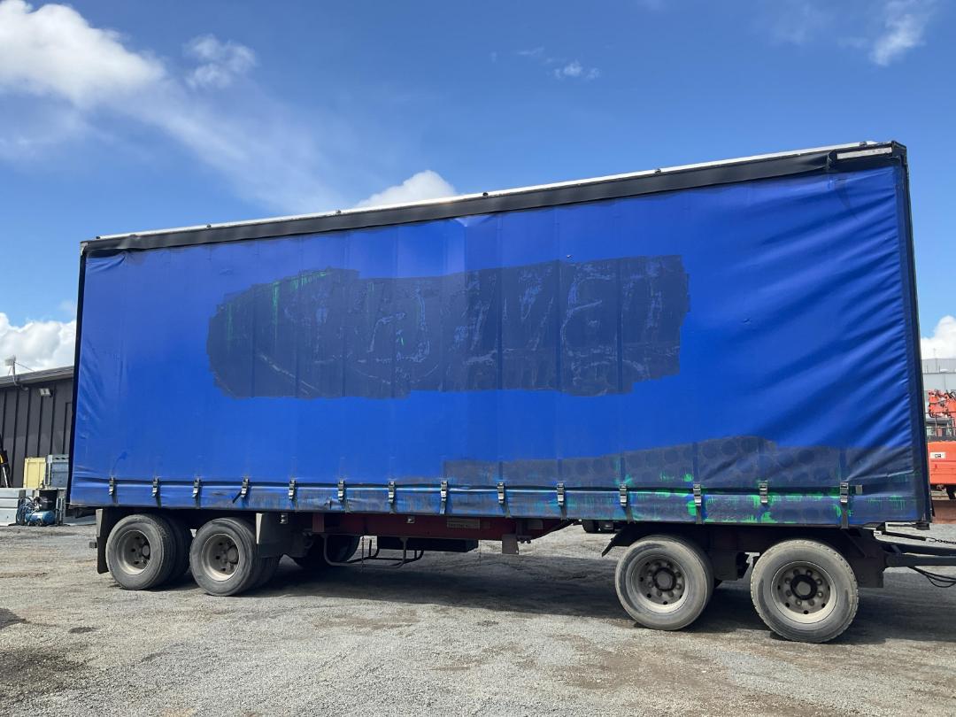 Photo '3' of TRAILER OPINION 4AC-9.1 CURTAINSIDER Curtainsider Full