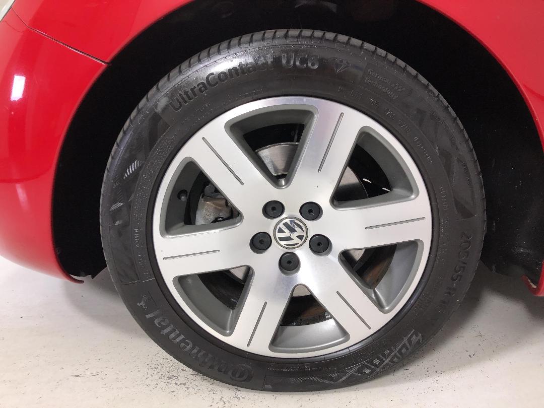 Photo '10' of Volkswagen Beetle Photo '10' of Volkswagen Beetle