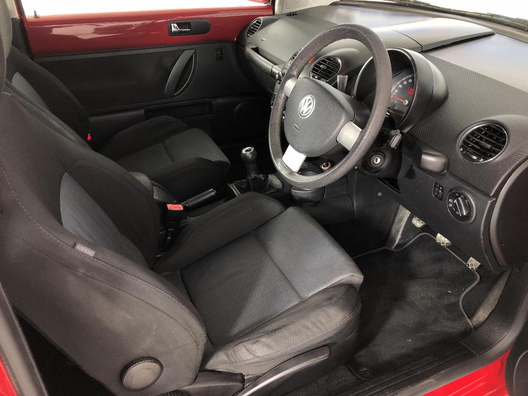 Photo '16' of Volkswagen Beetle Photo '16' of Volkswagen Beetle