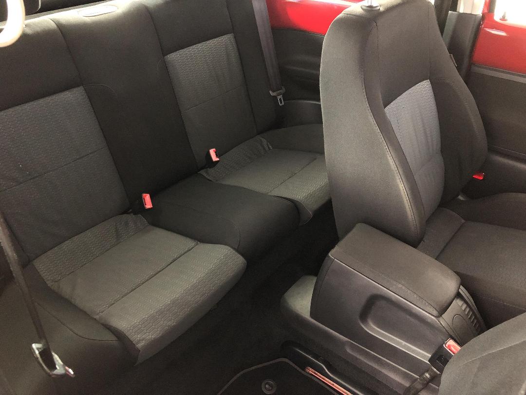 Photo '19' of Volkswagen Beetle Photo '19' of Volkswagen Beetle