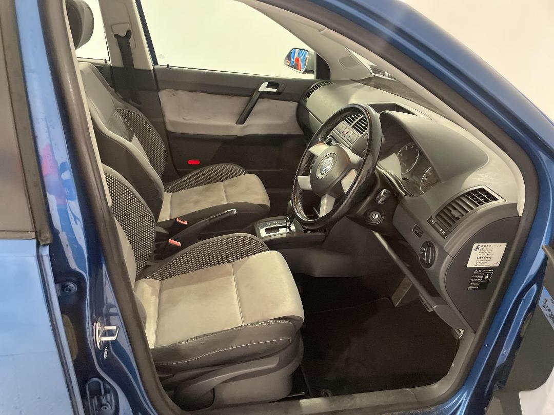 Photo '16' of Volkswagen Cross Polo