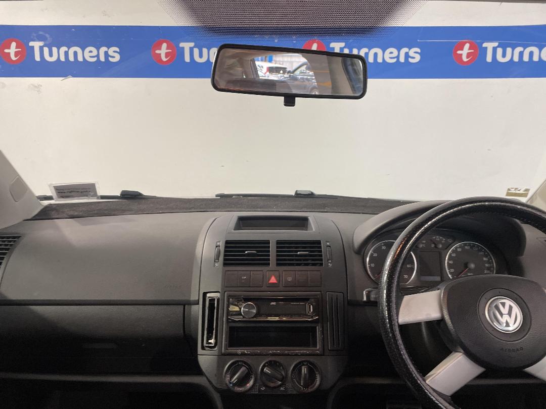 Photo '17' of Volkswagen Cross Polo