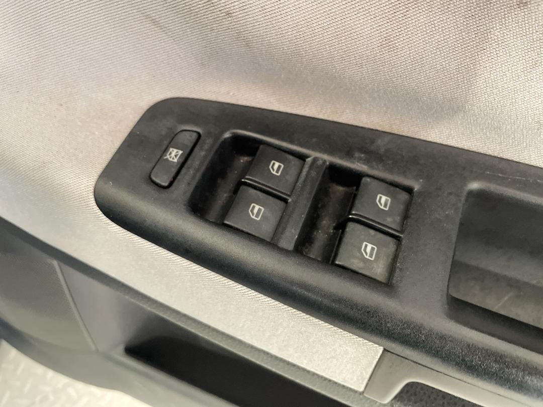 Photo '23' of Volkswagen Cross Polo