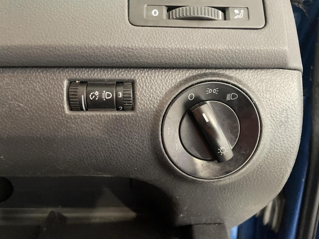 Photo '24' of Volkswagen Cross Polo