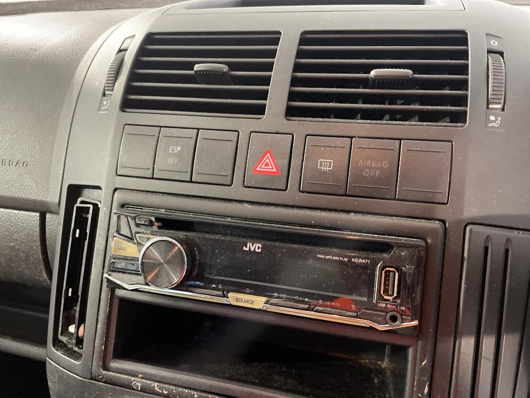 Photo '26' of Volkswagen Cross Polo