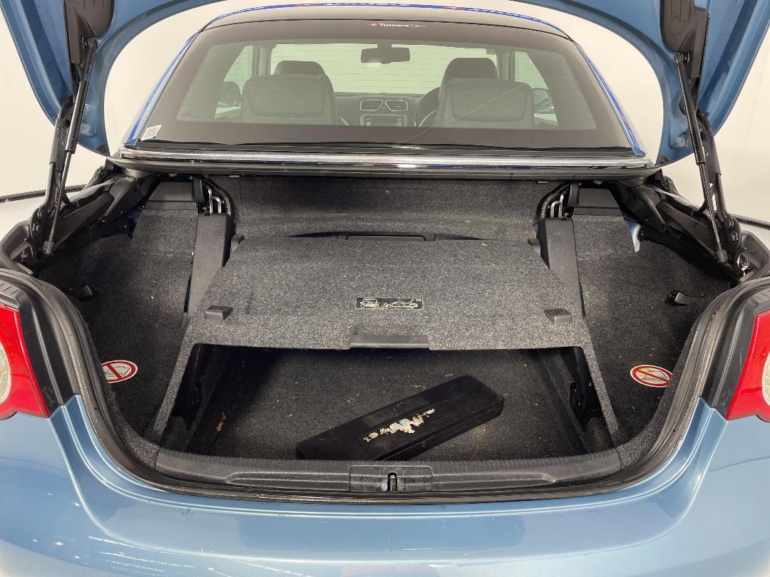 Photo '14' of Volkswagen EOS