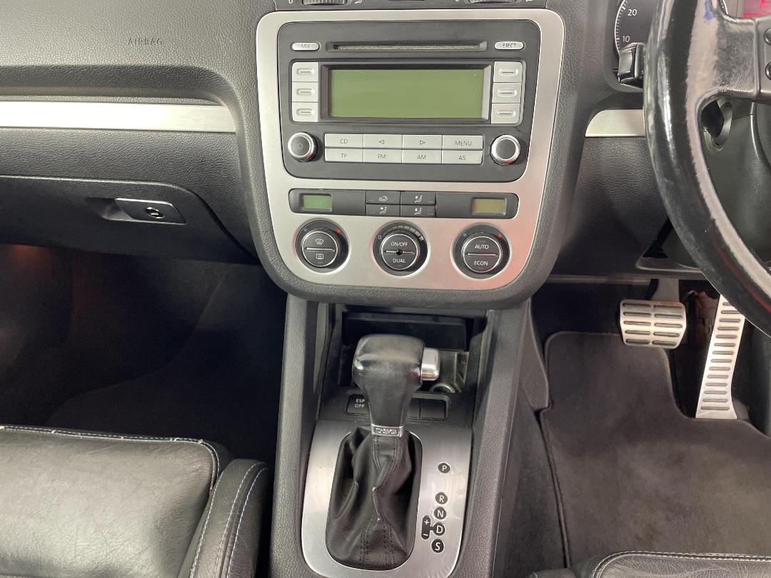 Photo '18' of Volkswagen EOS