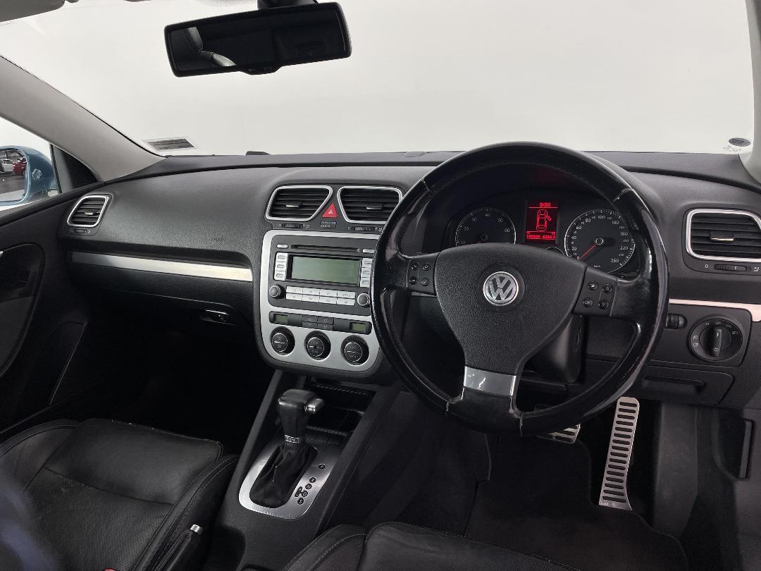 Photo '17' of Volkswagen EOS