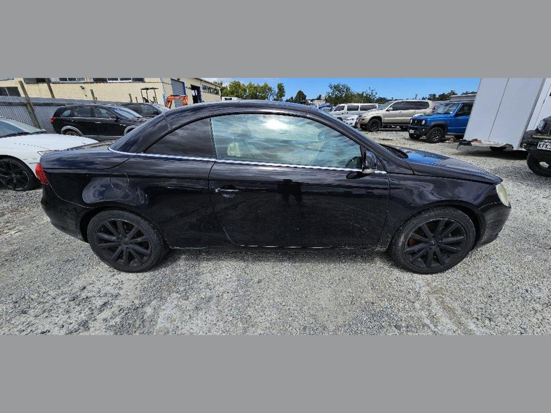 Photo '2' of Volkswagen EOS