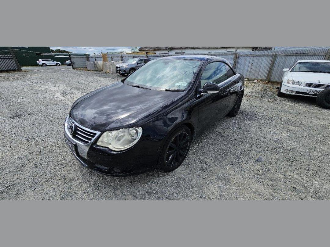 Photo '4' of Volkswagen EOS