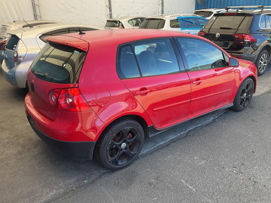 Photo '15' of Volkswagen Golf GTI