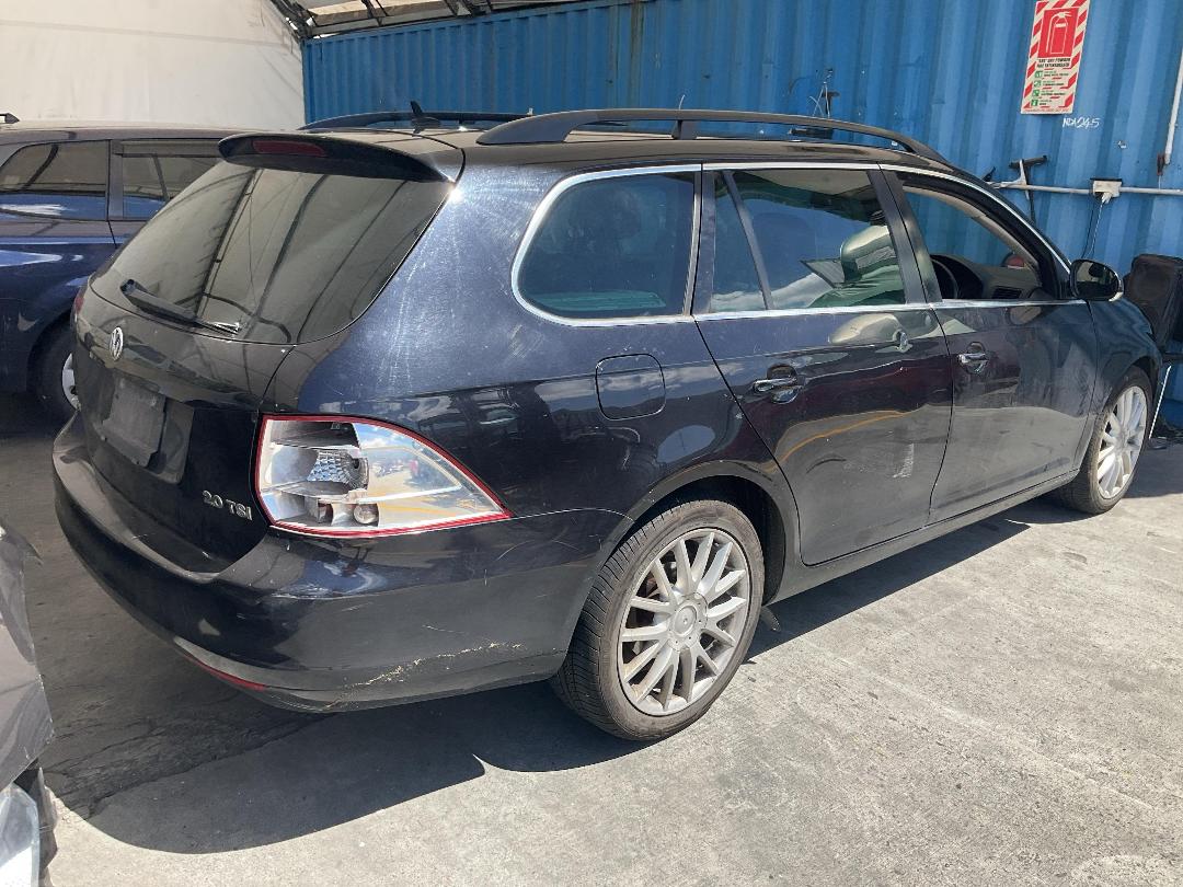 Photo '4' of Volkswagen Golf 2.0 TSI Photo '4' of Volkswagen Golf 2.0 TSI