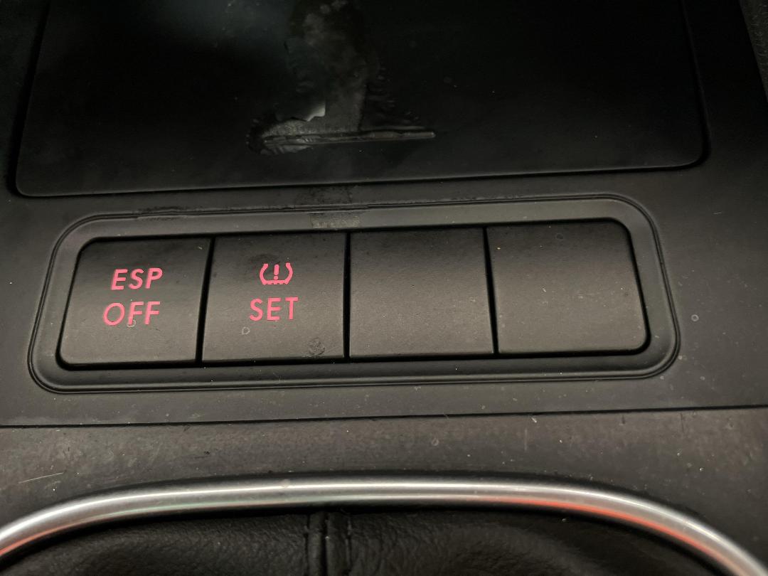 Photo '24' of Volkswagen Golf Photo '24' of Volkswagen Golf