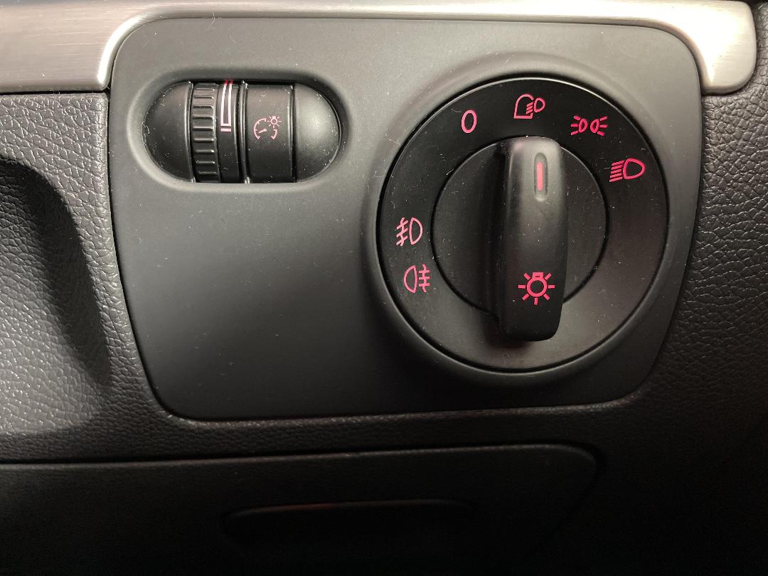 Photo '28' of Volkswagen Golf Photo '28' of Volkswagen Golf