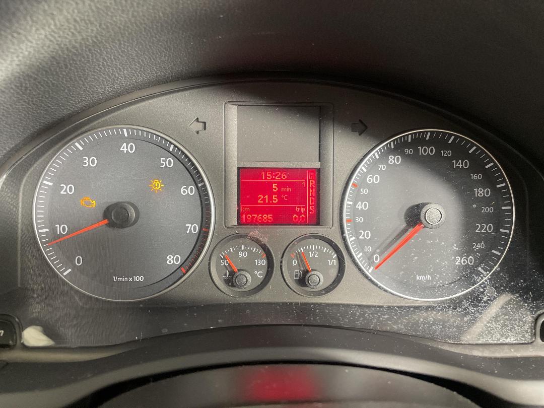 Photo '21' of Volkswagen Golf