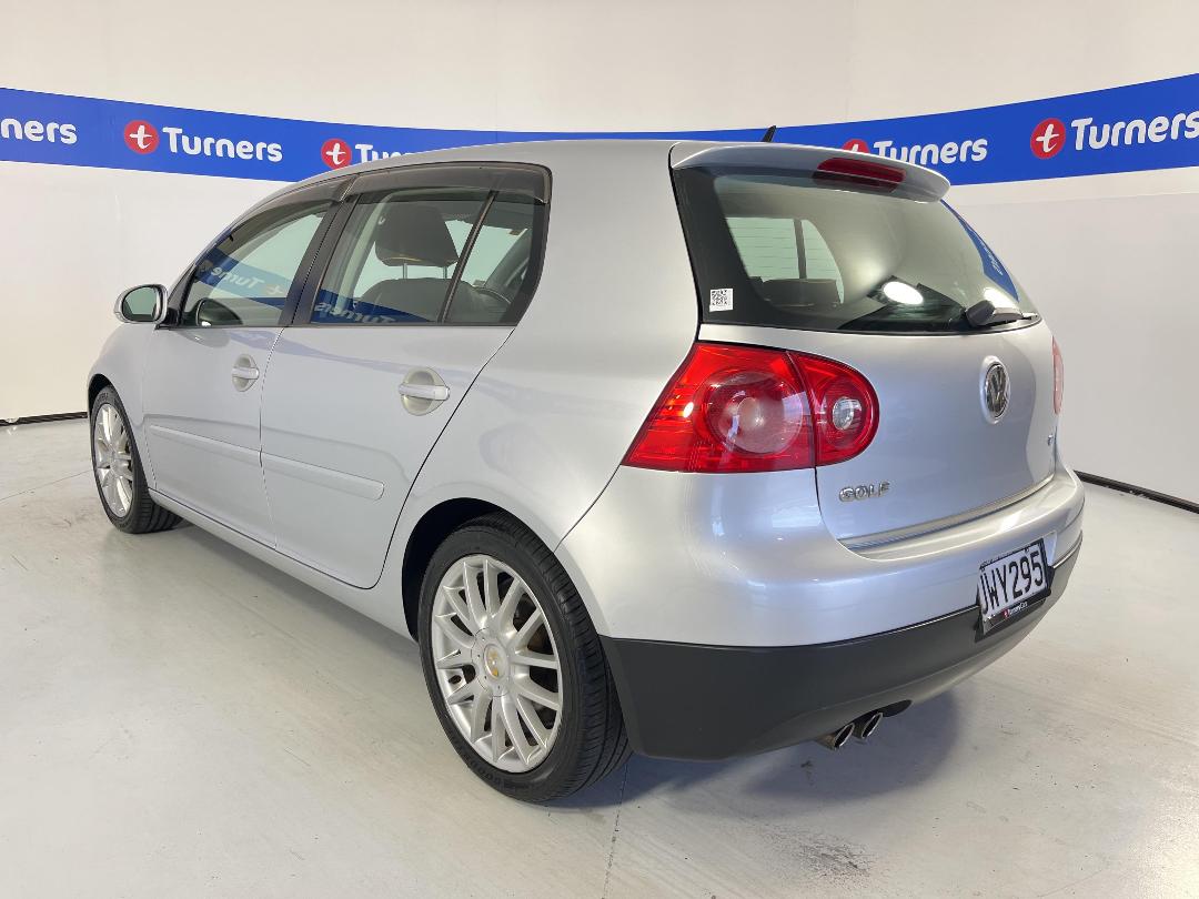 Photo '5' of Volkswagen Golf Photo '5' of Volkswagen Golf