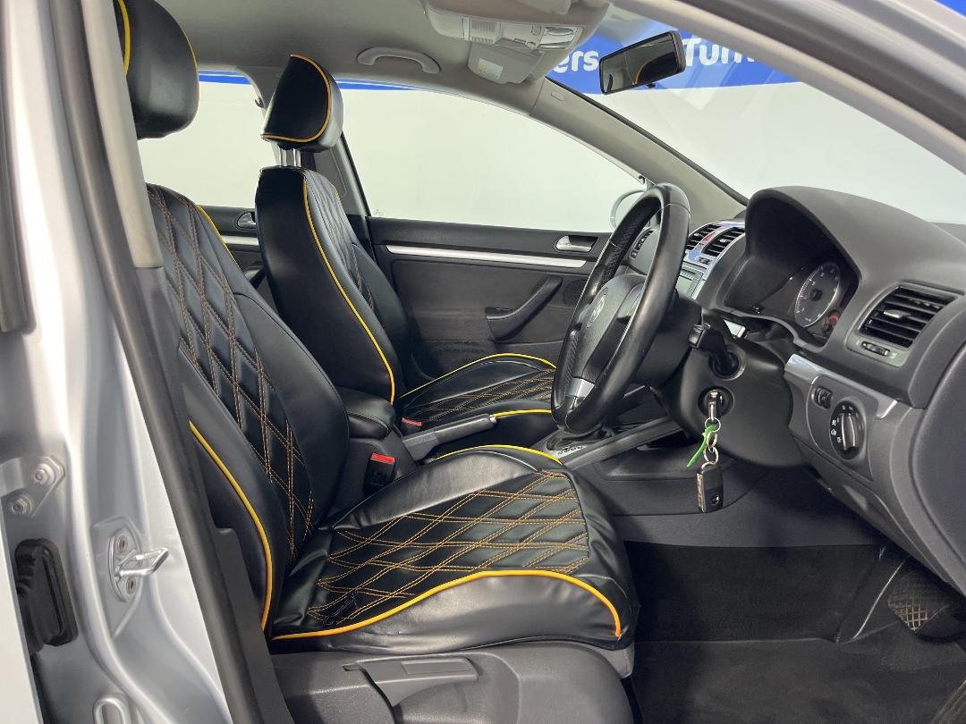 Photo '16' of Volkswagen Golf Photo '16' of Volkswagen Golf