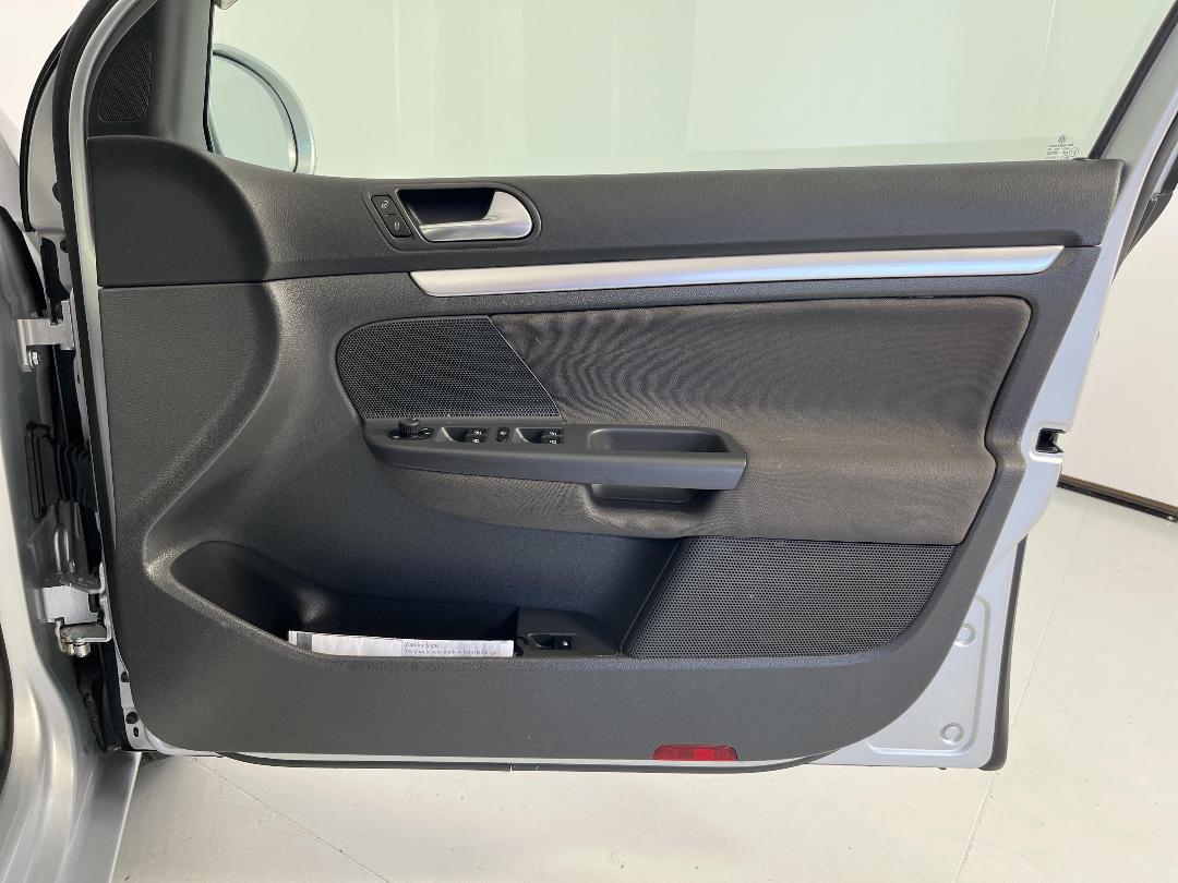 Photo '15' of Volkswagen Golf Photo '15' of Volkswagen Golf