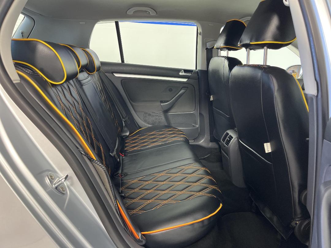 Photo '20' of Volkswagen Golf Photo '20' of Volkswagen Golf